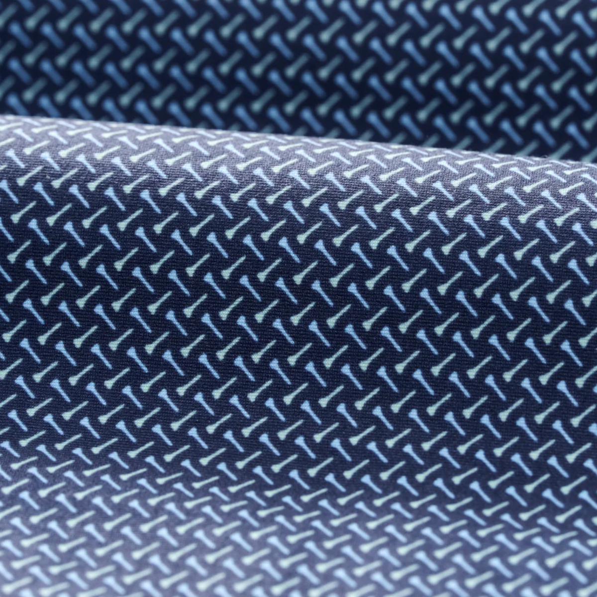 CloseUp_f923277f-f920-4808-a828-b56de0943d6d_1200x.png